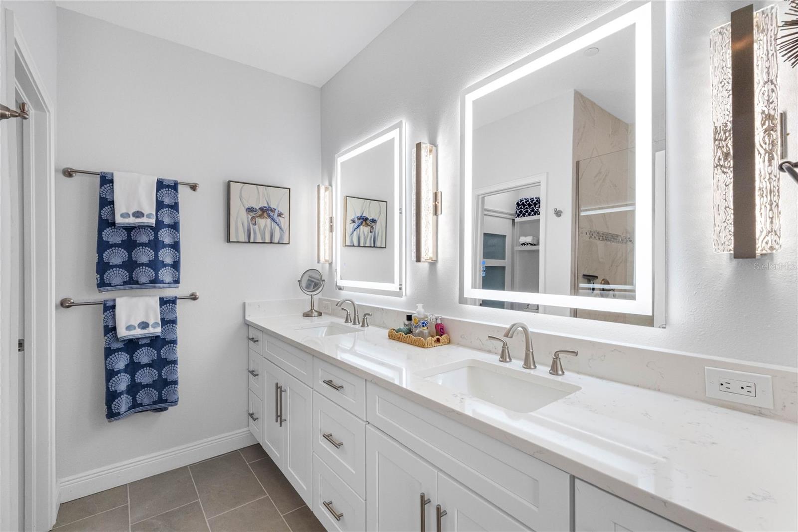 Image 40 of 81 For 19915 Gulf Boulevard 806