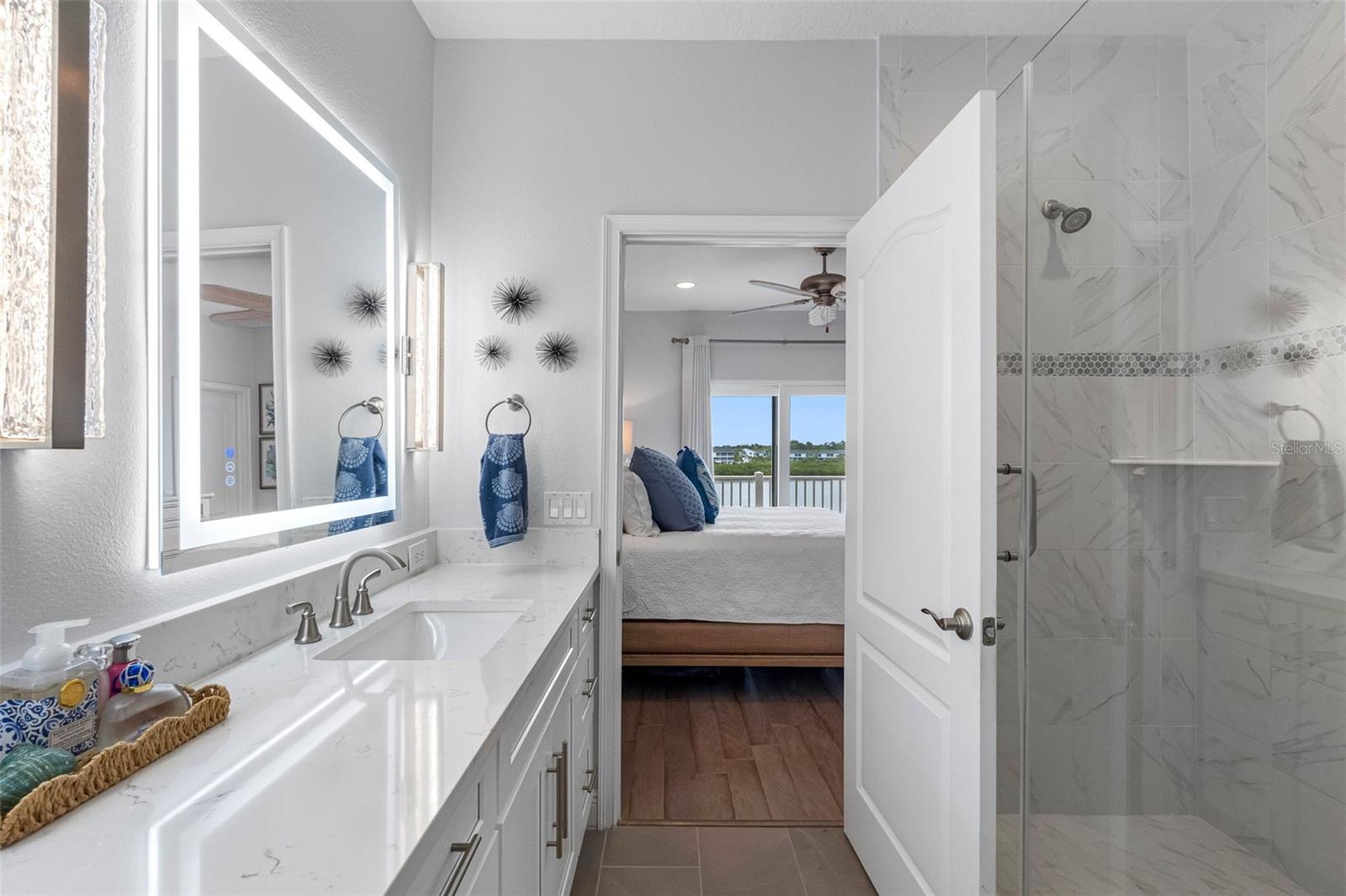 Image 42 of 81 For 19915 Gulf Boulevard 806