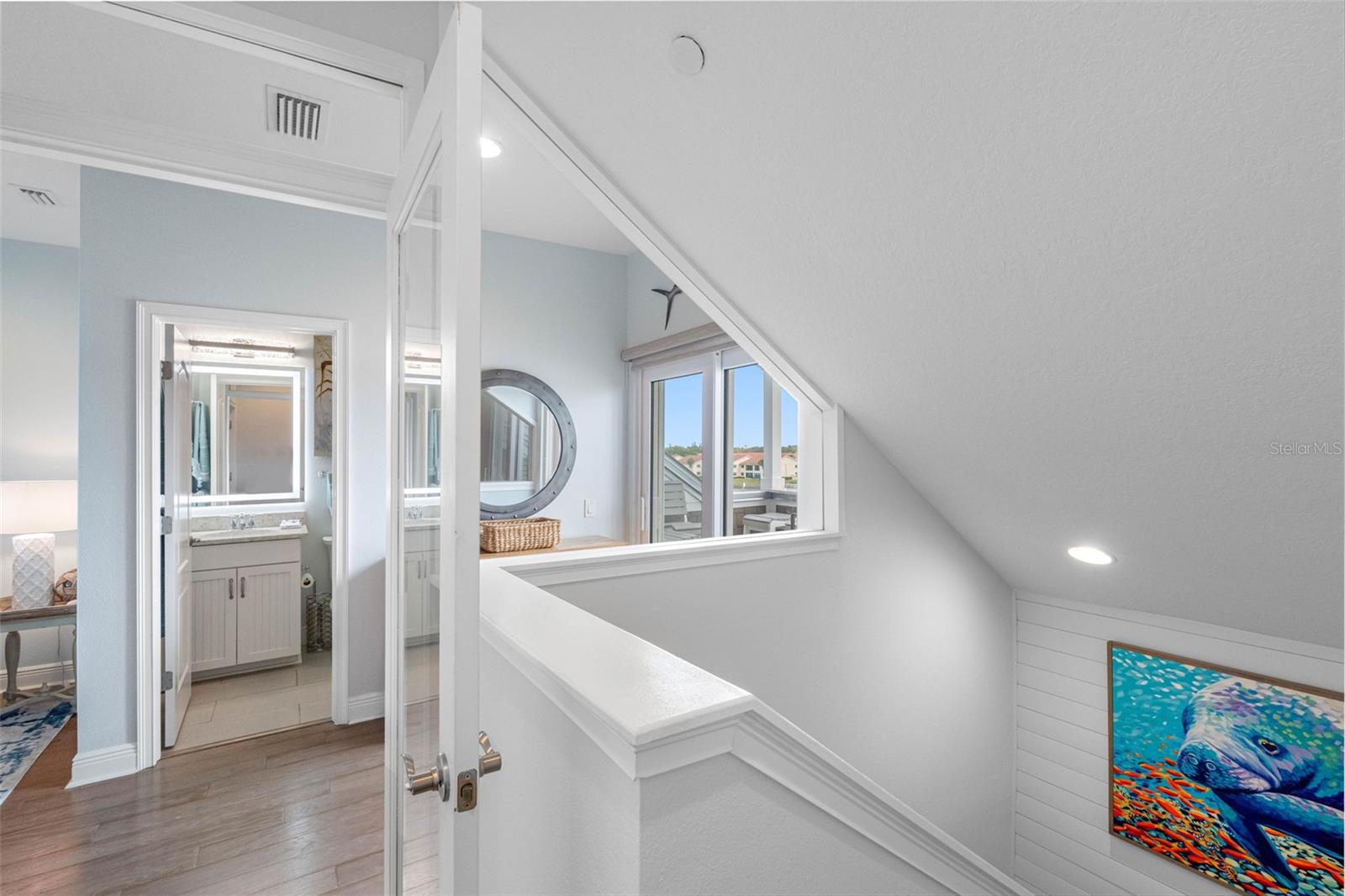 Image 55 of 81 For 19915 Gulf Boulevard 806