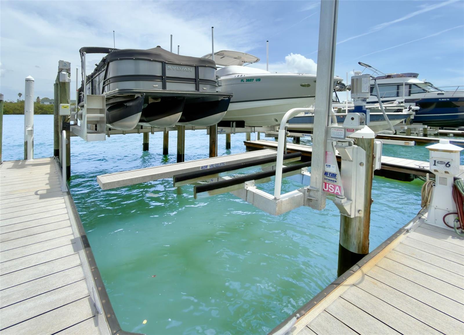 Image 69 of 81 For 19915 Gulf Boulevard 806