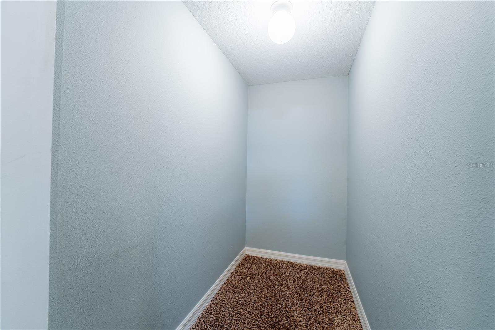 Image 21 of 51 For 9609 Carlsdale Drive