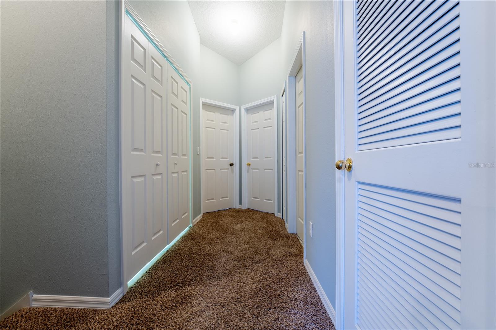 Image 26 of 51 For 9609 Carlsdale Drive