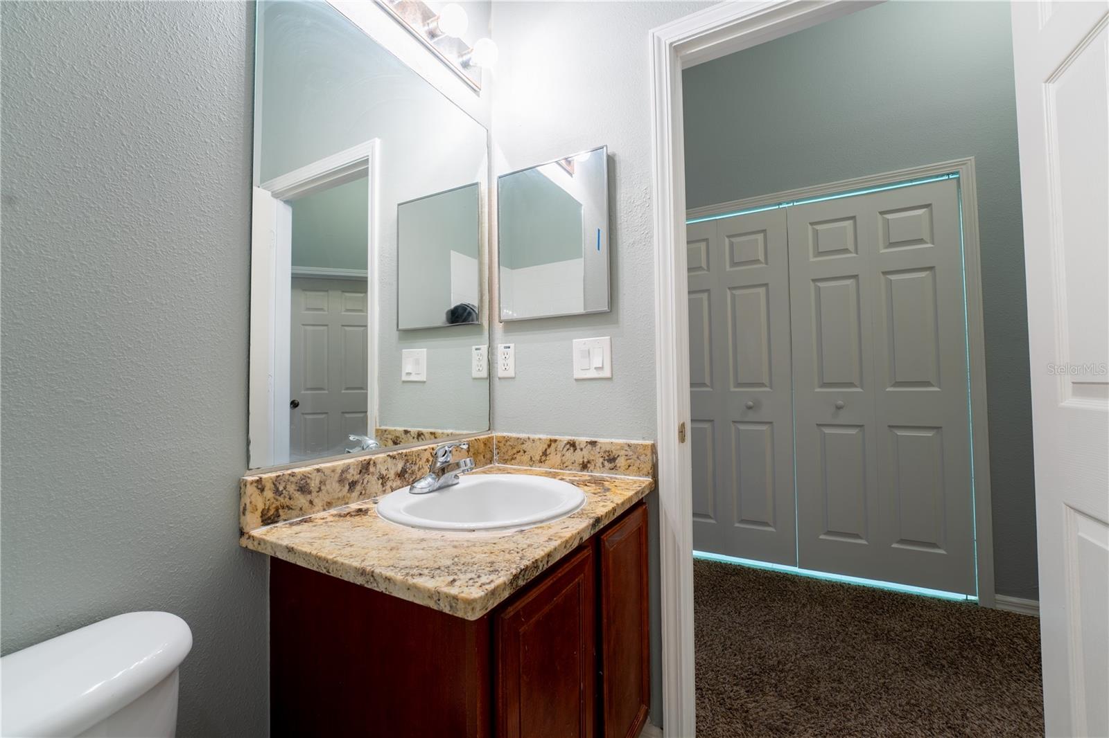 Image 29 of 51 For 9609 Carlsdale Drive