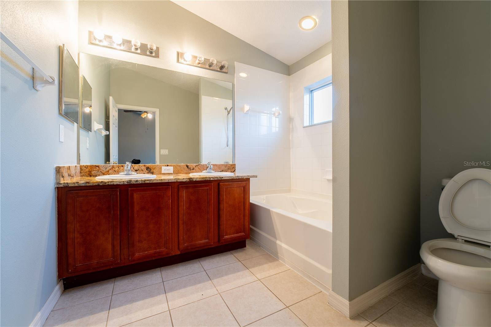 Image 39 of 51 For 9609 Carlsdale Drive