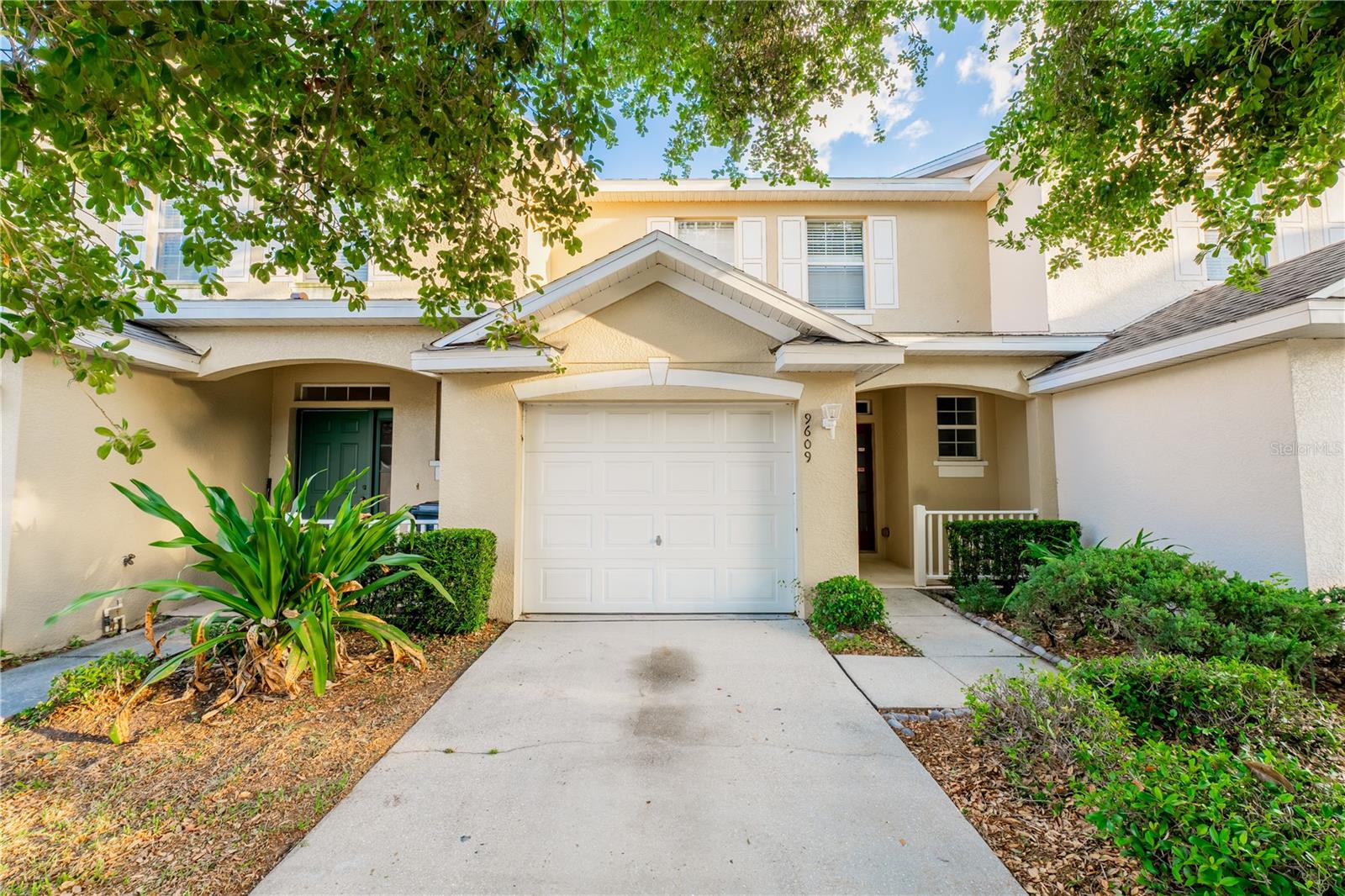 Image 5 of 51 For 9609 Carlsdale Drive