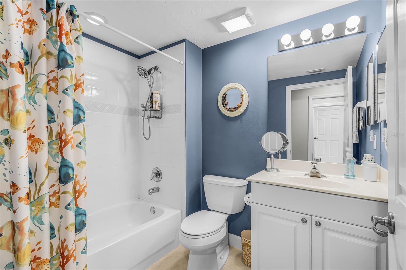 Image 17 of 37 For 3312 Sunset Key Cir Circle B