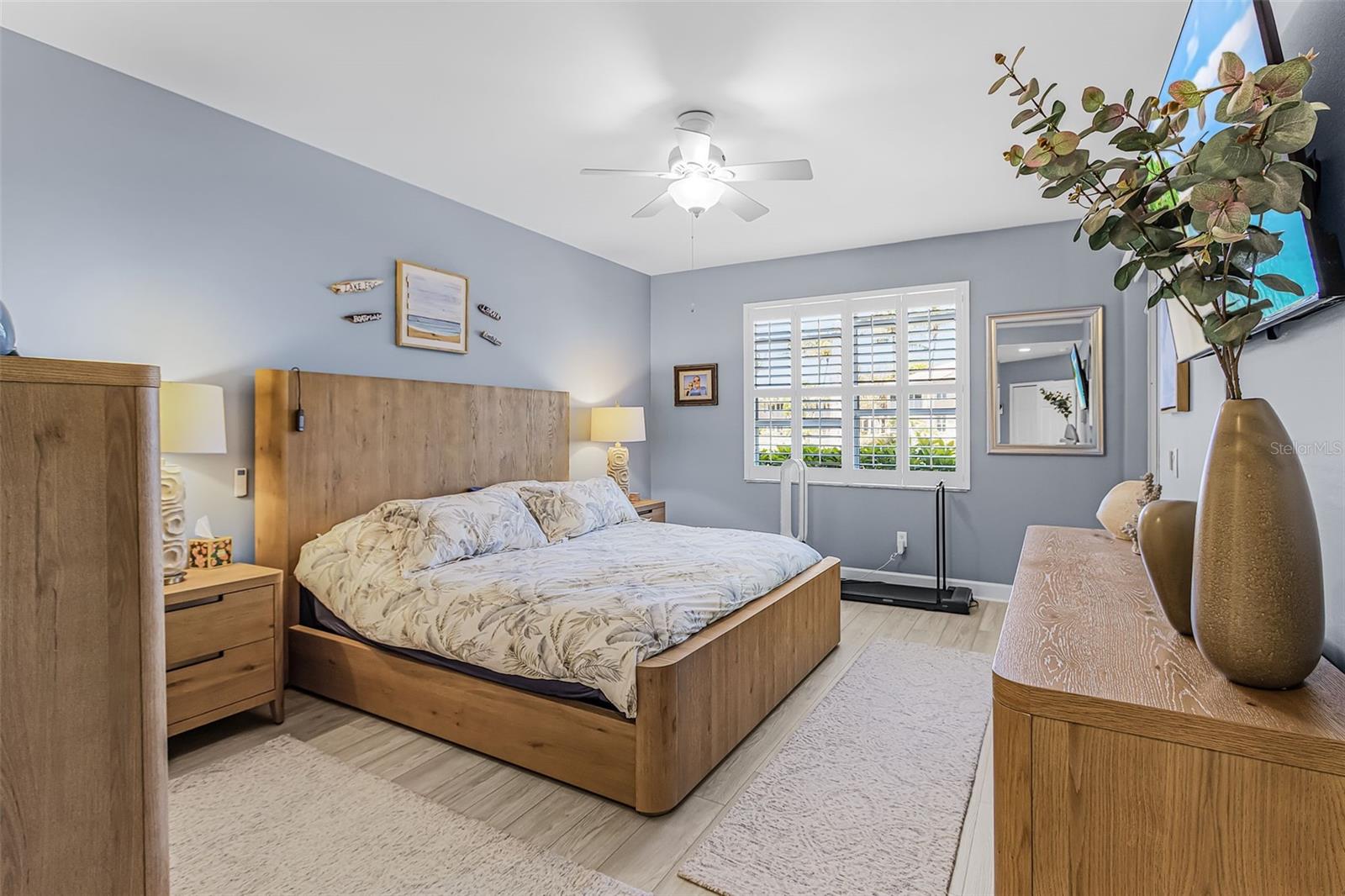 Image 18 of 37 For 3312 Sunset Key Cir Circle B