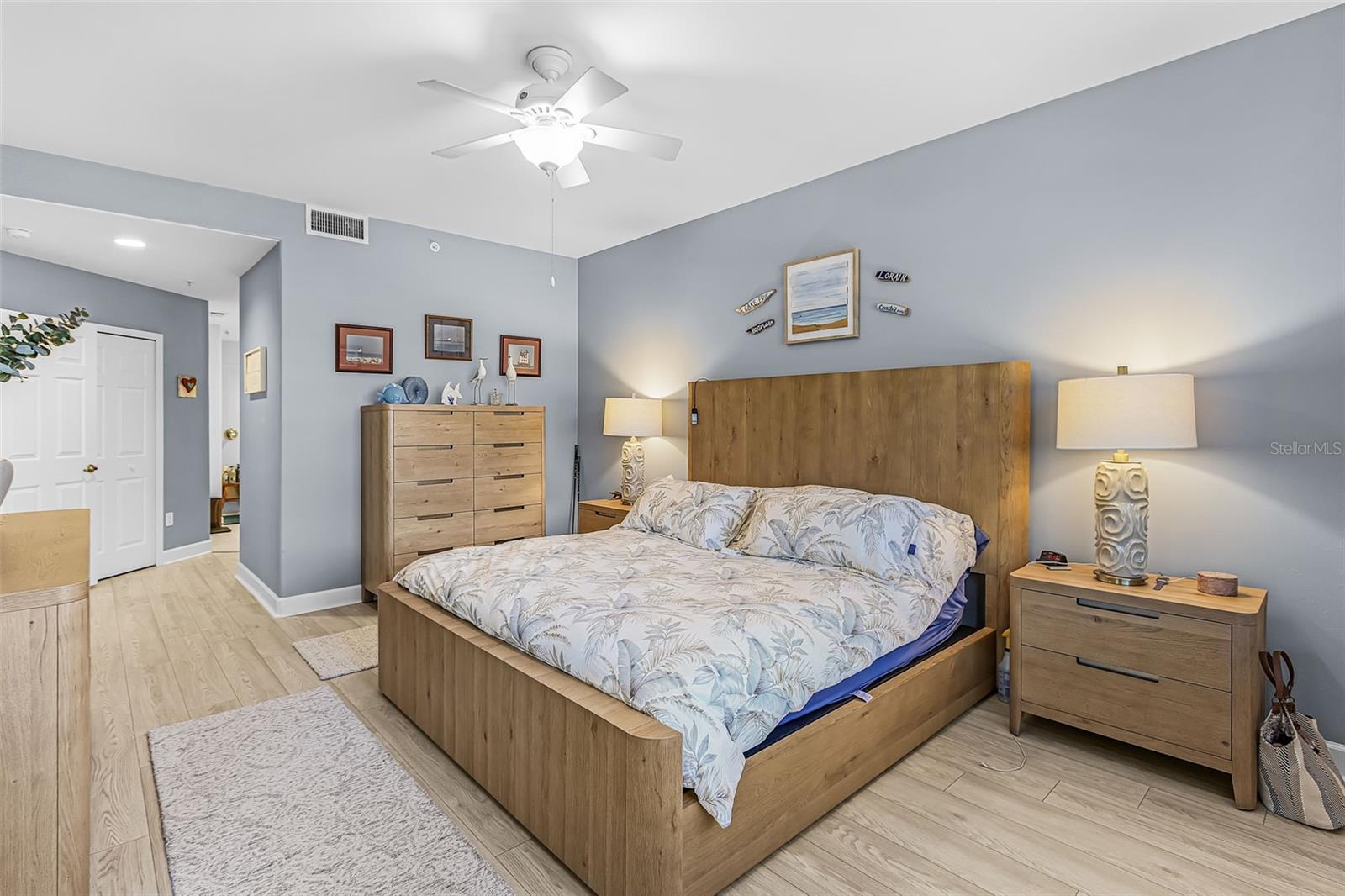 Image 20 of 37 For 3312 Sunset Key Cir Circle B