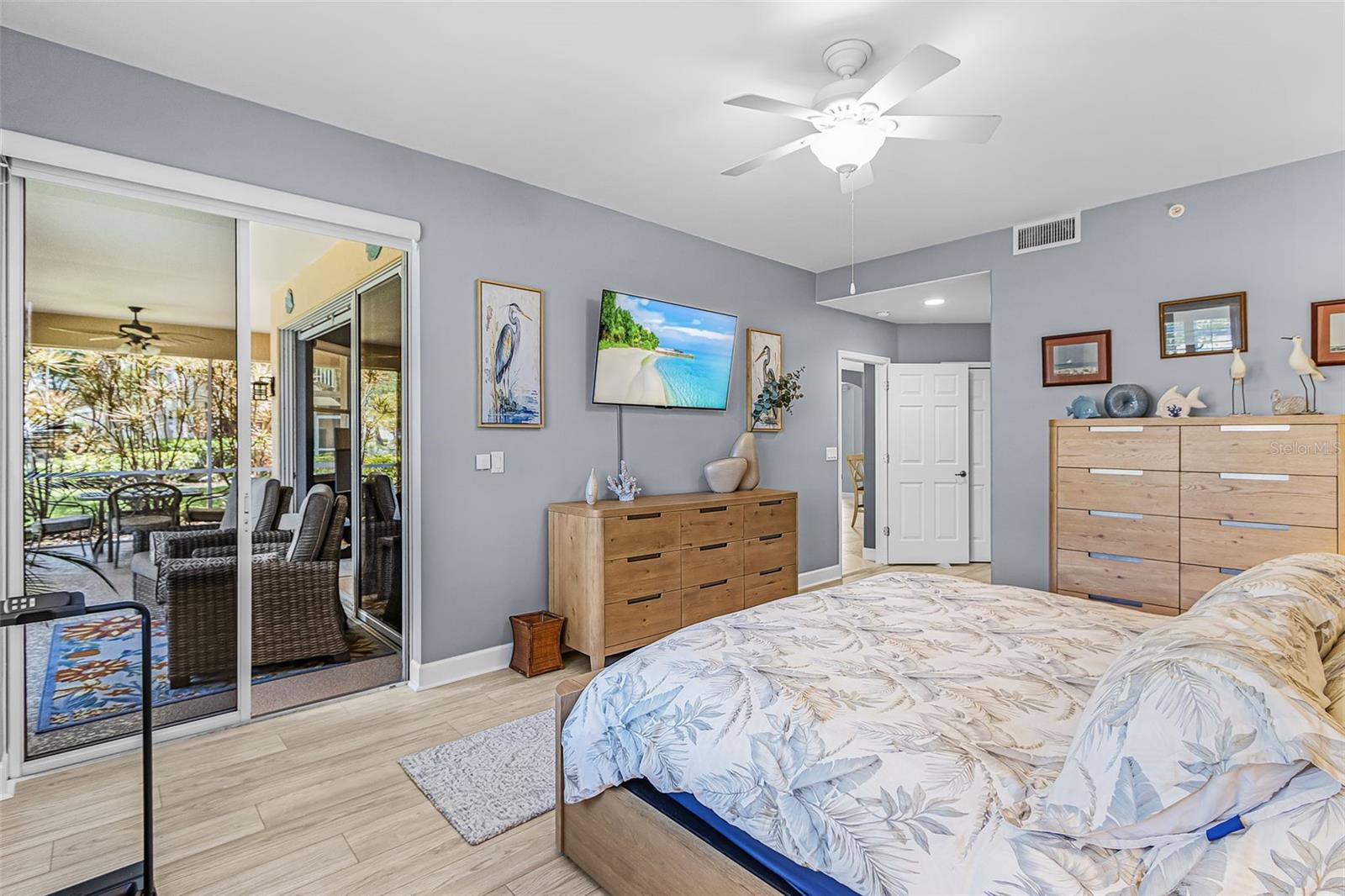 Image 21 of 37 For 3312 Sunset Key Cir Circle B