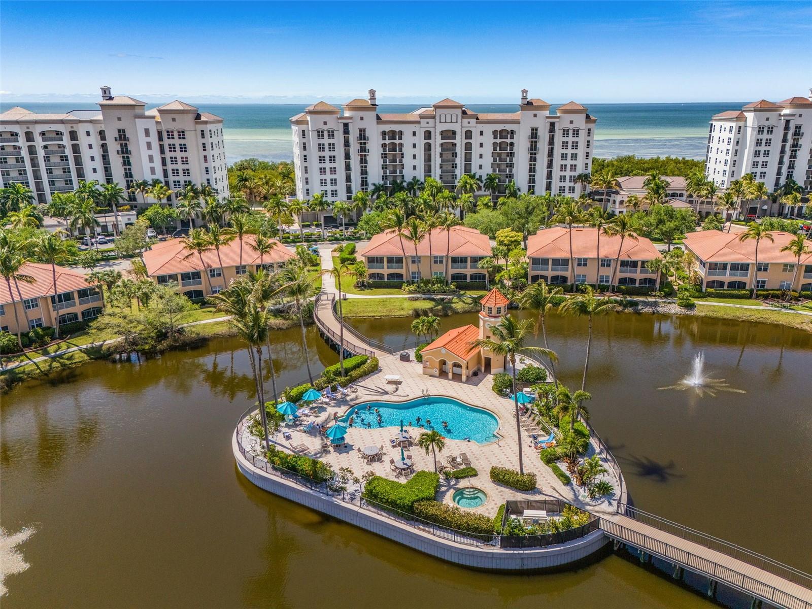 Image 28 of 37 For 3312 Sunset Key Cir Circle B