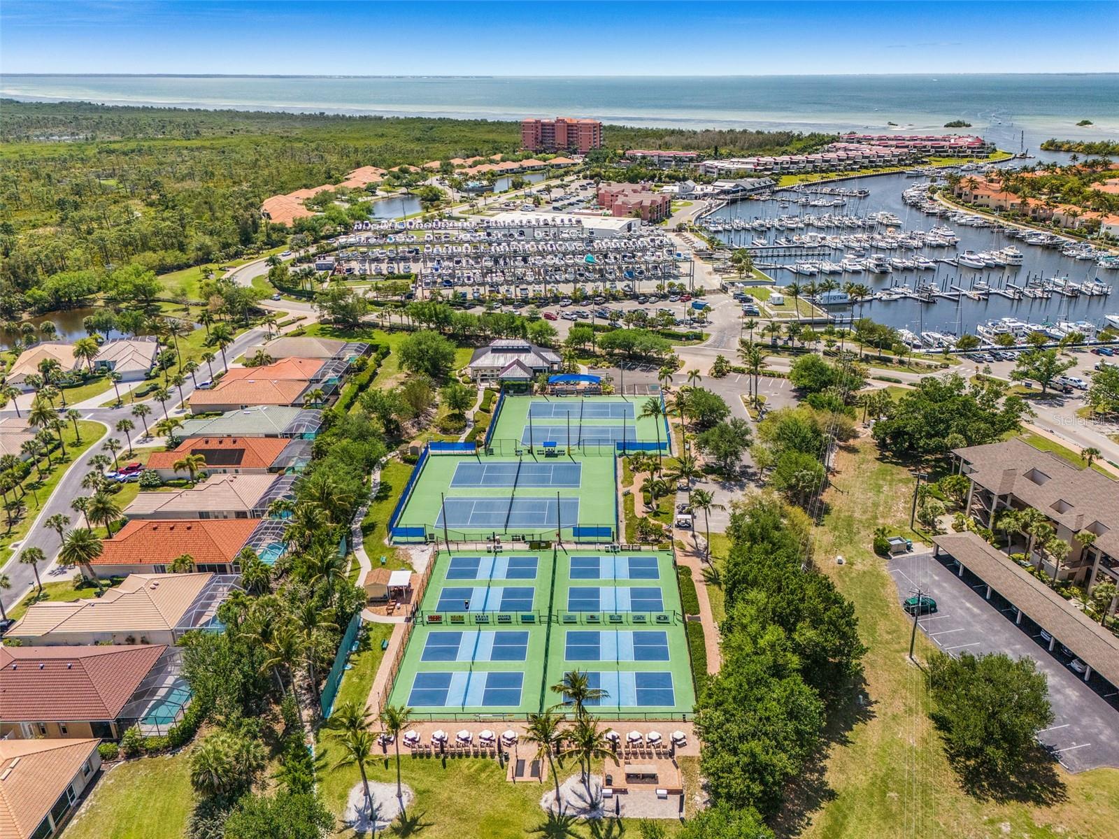 Image 30 of 37 For 3312 Sunset Key Cir Circle B