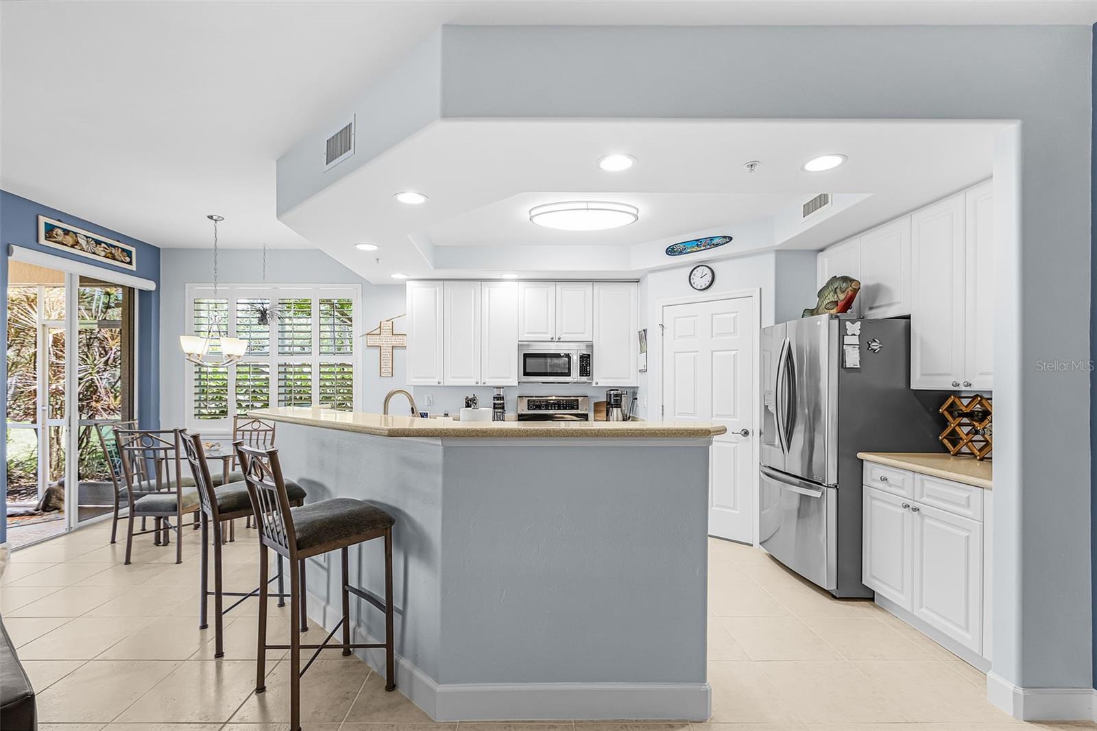 Image 7 of 37 For 3312 Sunset Key Cir Circle B