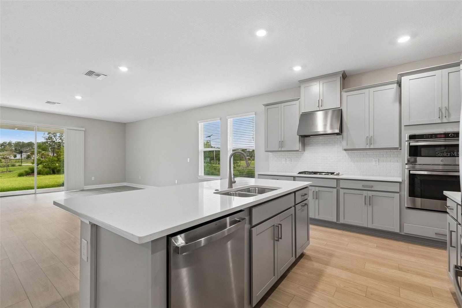 Image 10 of 50 For 2181 Longliner Loop