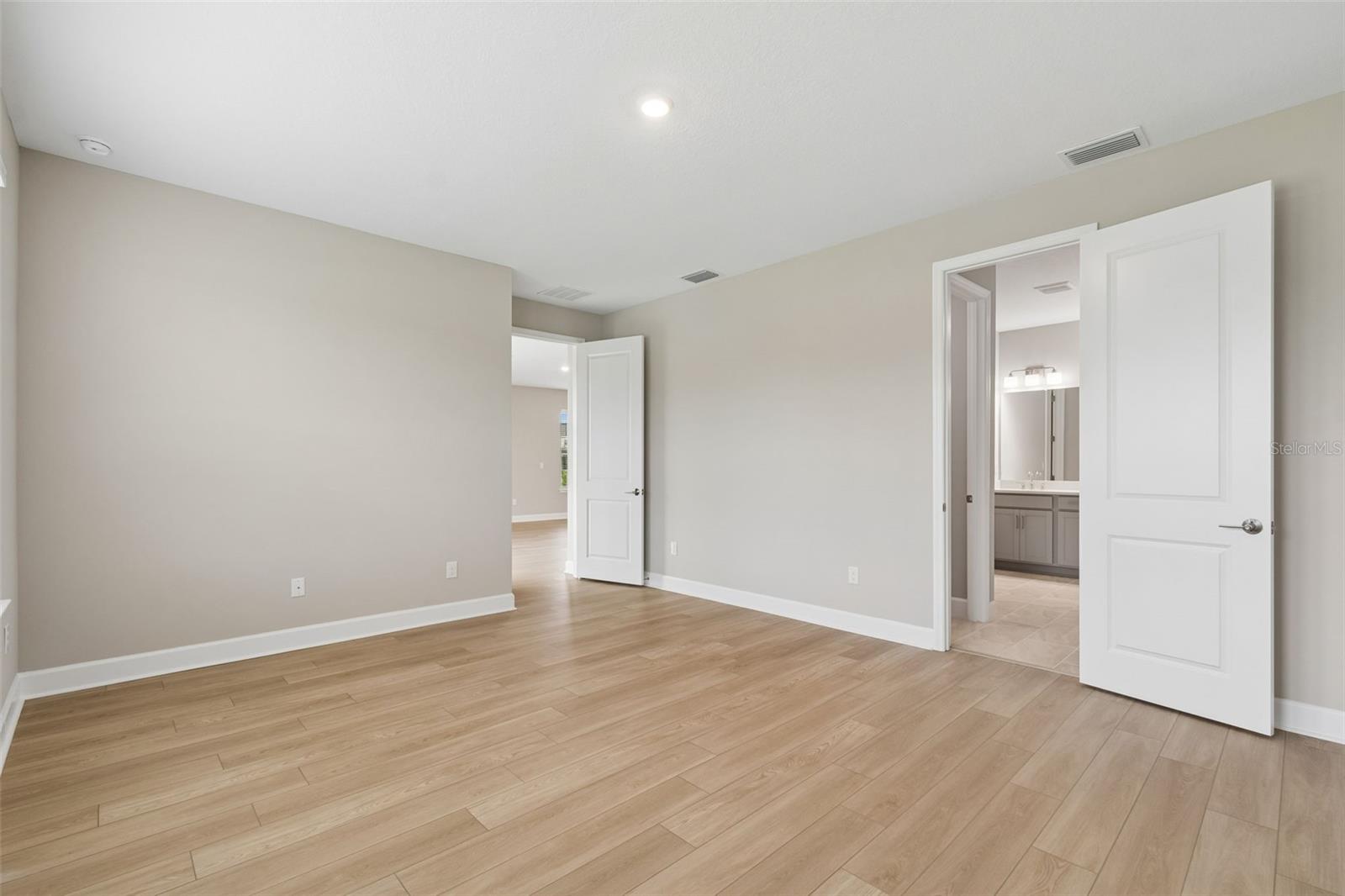 Image 14 of 50 For 2181 Longliner Loop