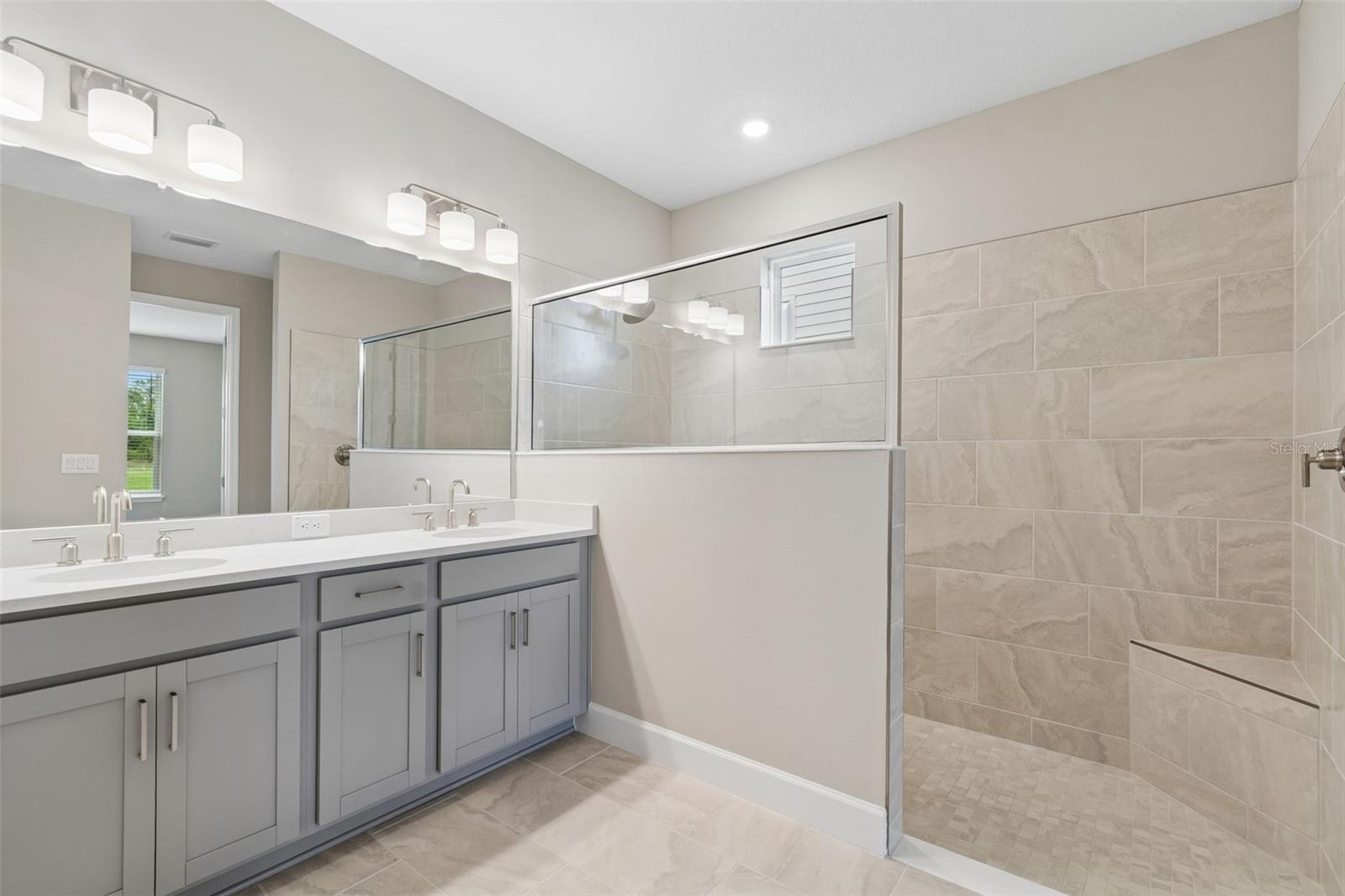 Image 16 of 50 For 2181 Longliner Loop