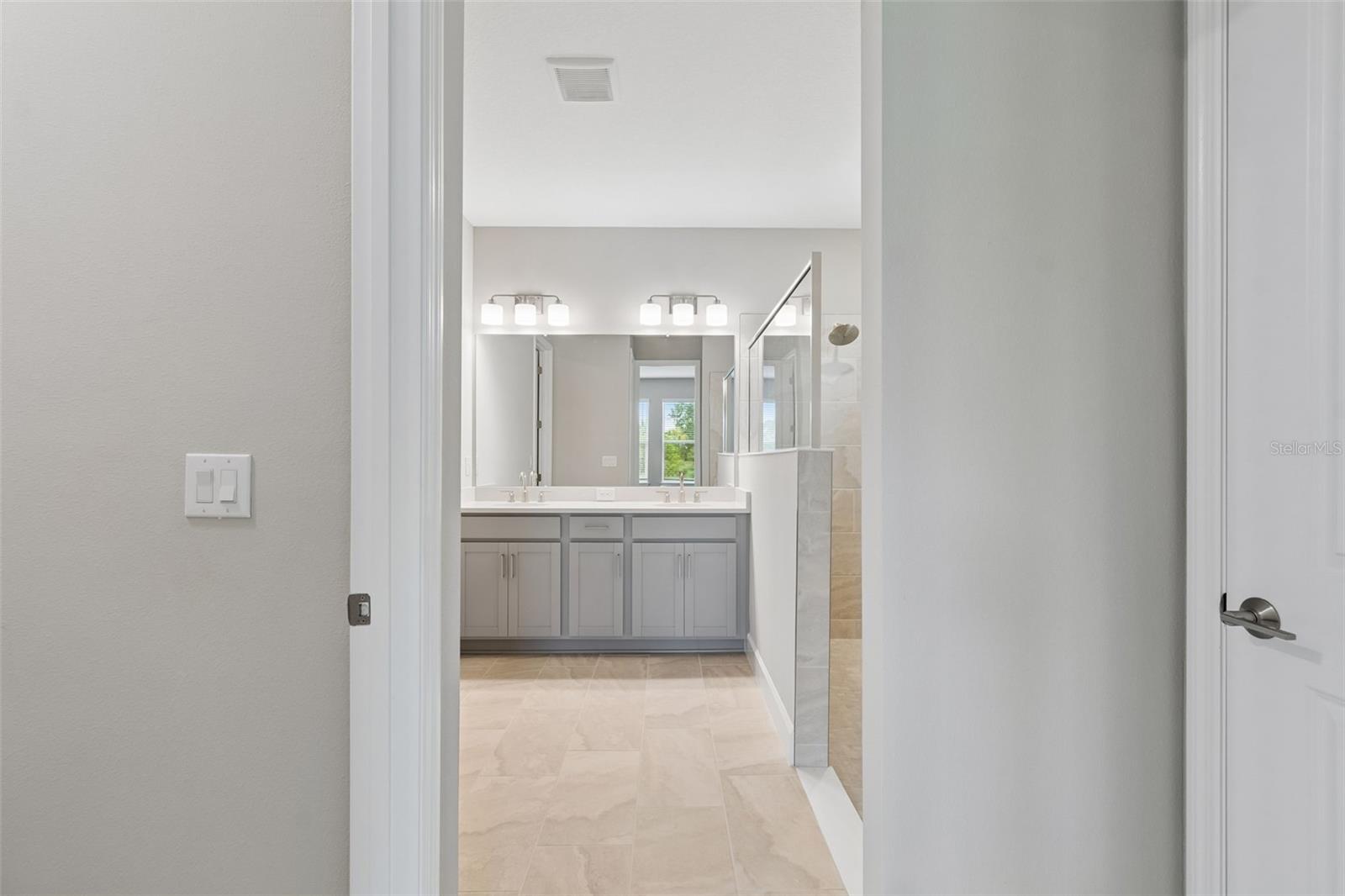 Image 18 of 50 For 2181 Longliner Loop