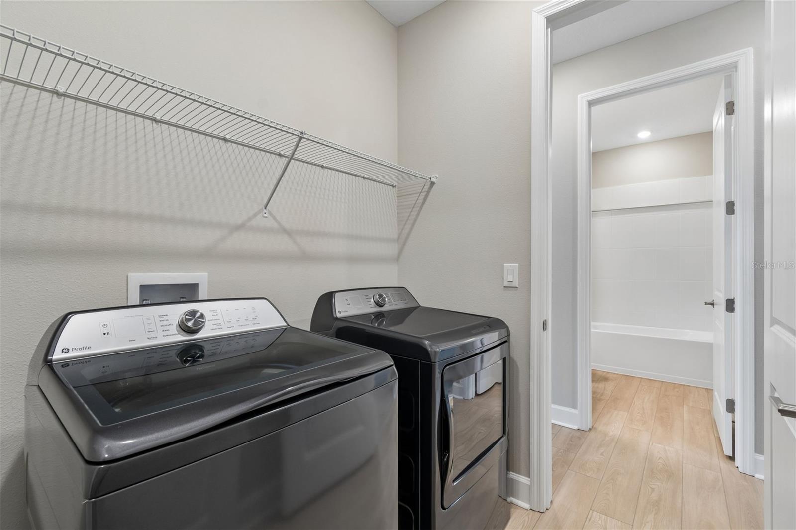 Image 21 of 50 For 2181 Longliner Loop