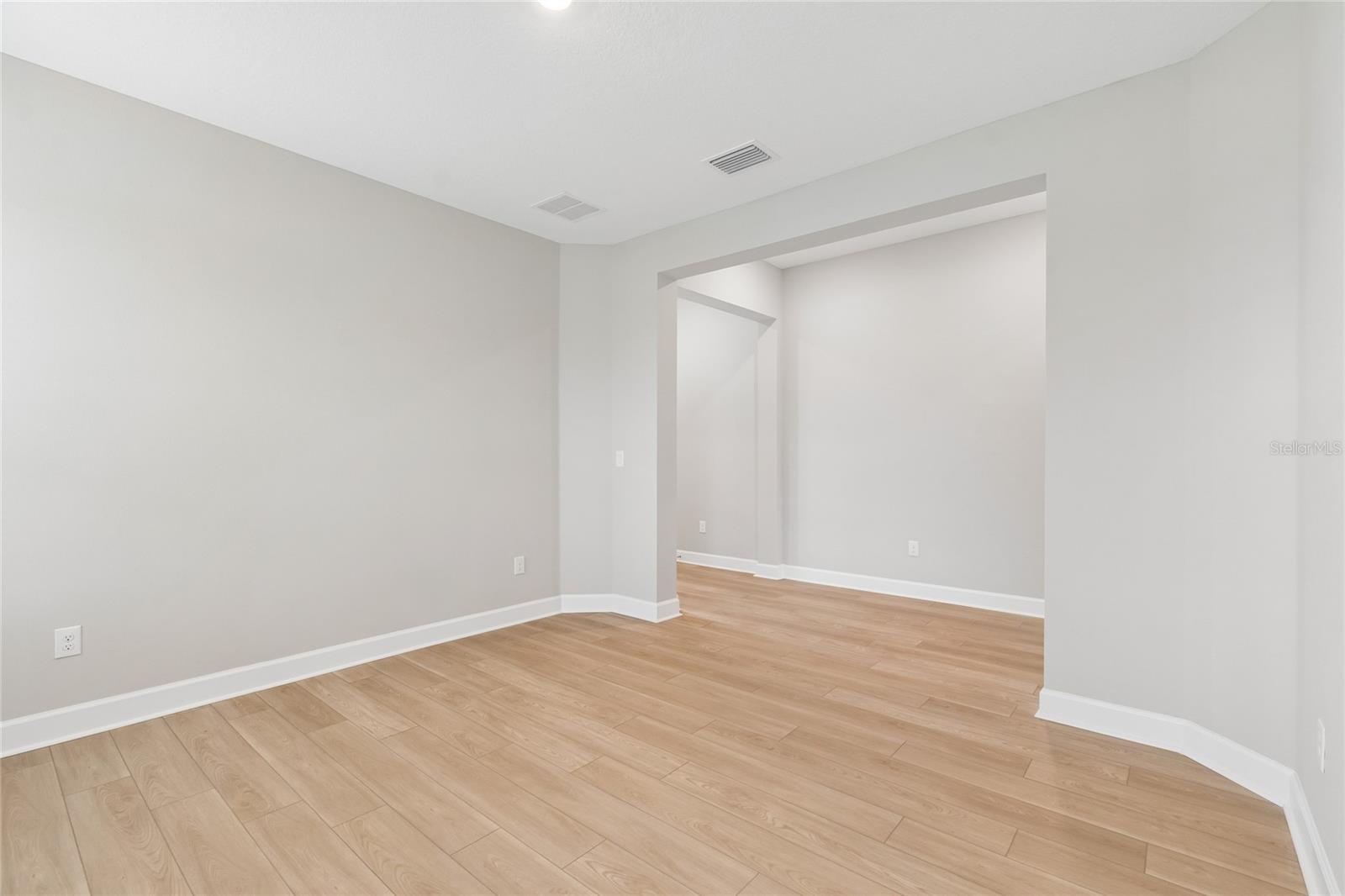 Image 32 of 50 For 2181 Longliner Loop