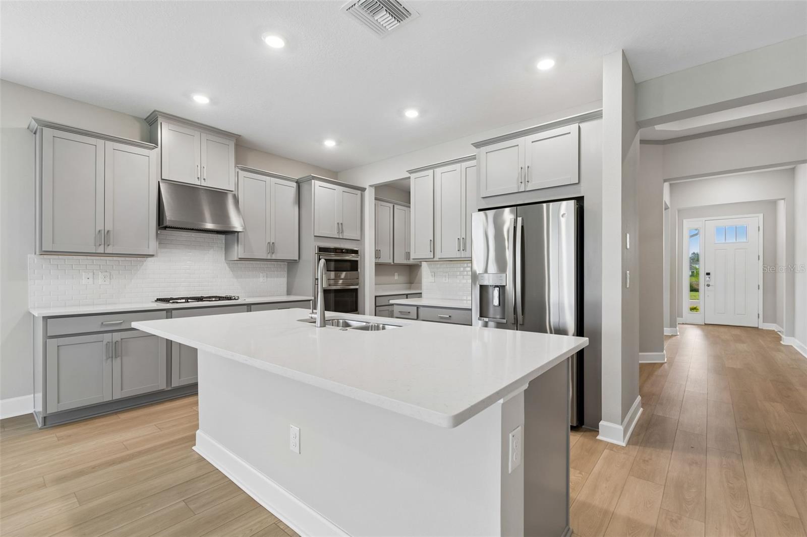 Image 5 of 50 For 2181 Longliner Loop