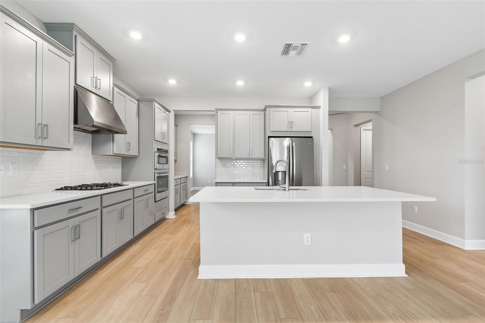 Image 6 of 50 For 2181 Longliner Loop