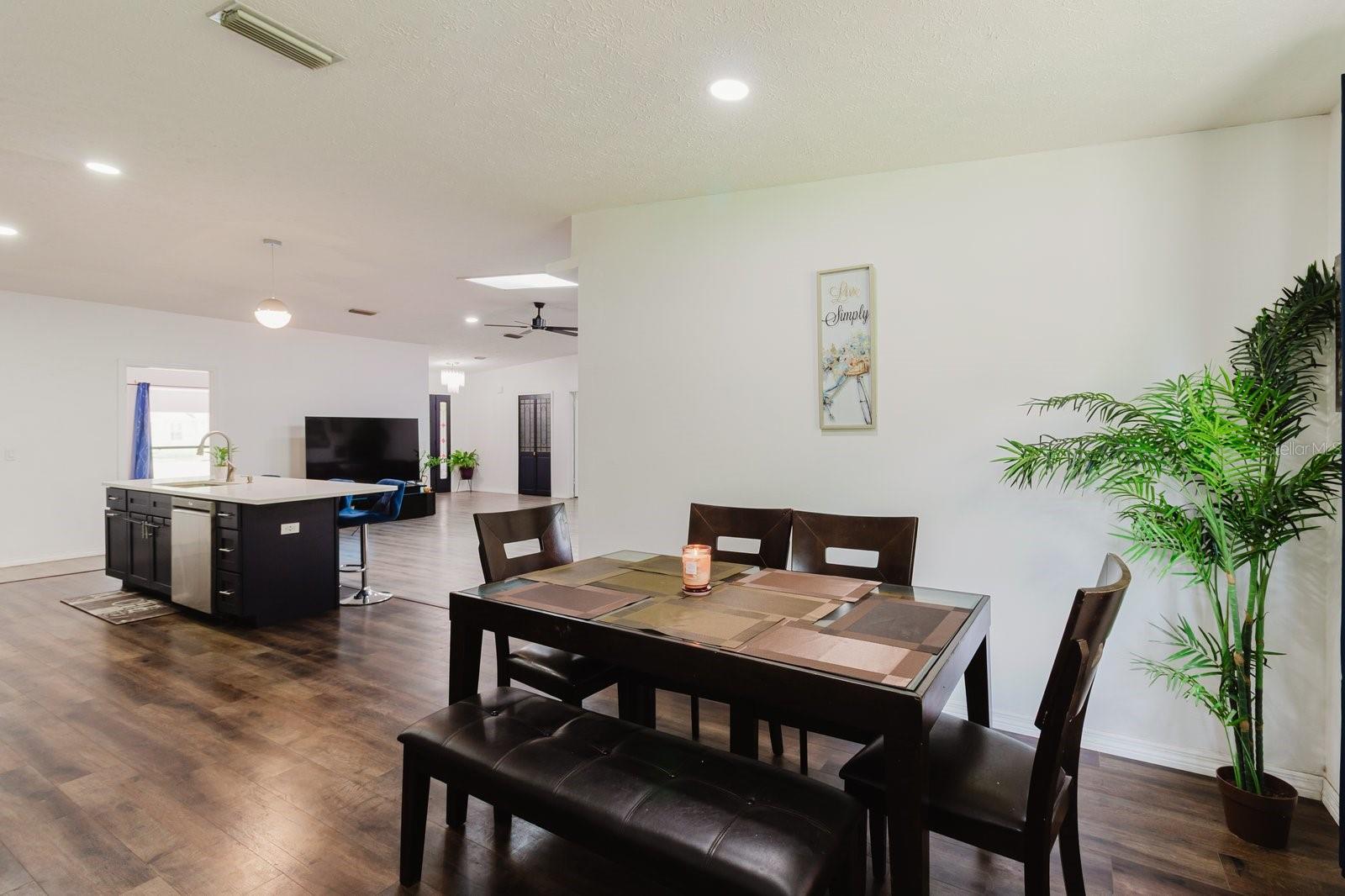 Image 16 of 46 For 5402 Swallow Drive