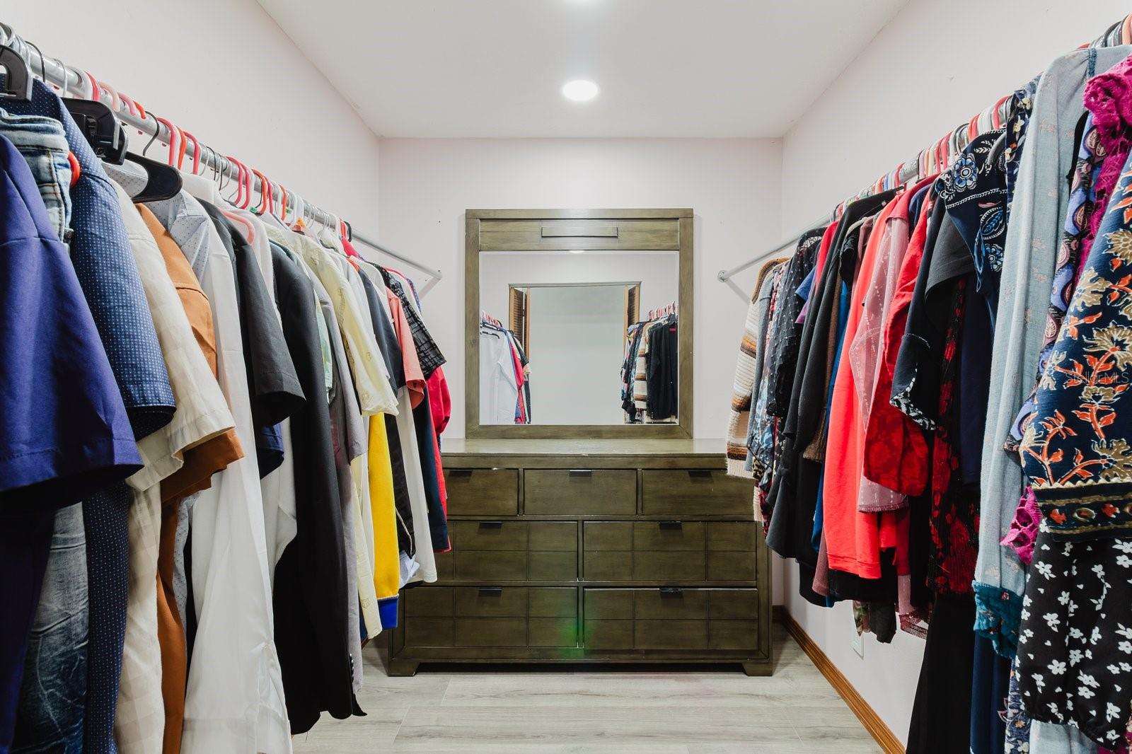 Image 19 of 46 For 5402 Swallow Drive