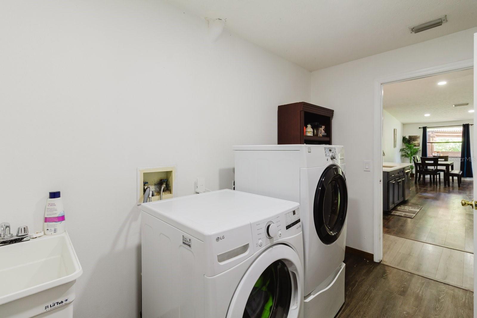 Image 32 of 46 For 5402 Swallow Drive