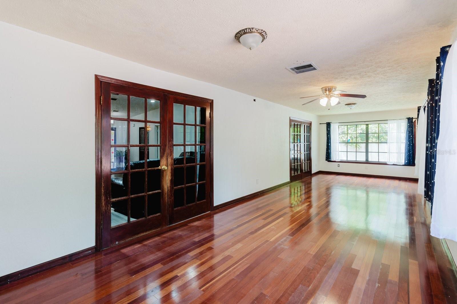 Image 34 of 46 For 5402 Swallow Drive