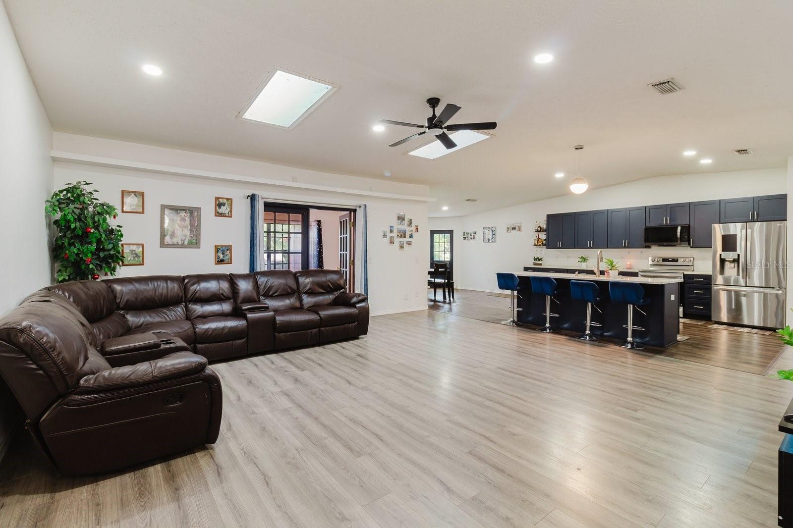 Image 8 of 46 For 5402 Swallow Drive