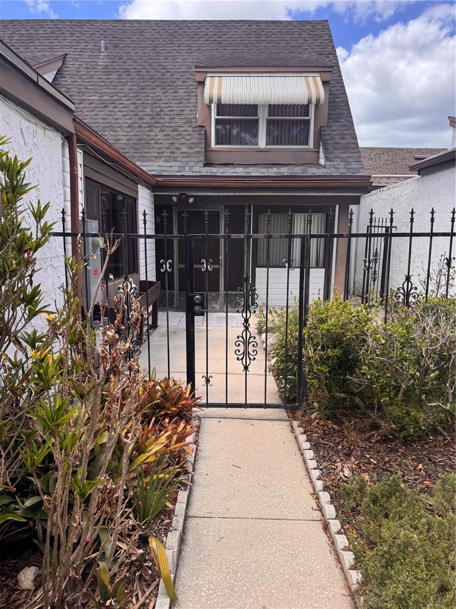 Image 3 of 28 For 7831 Bridle Path Row