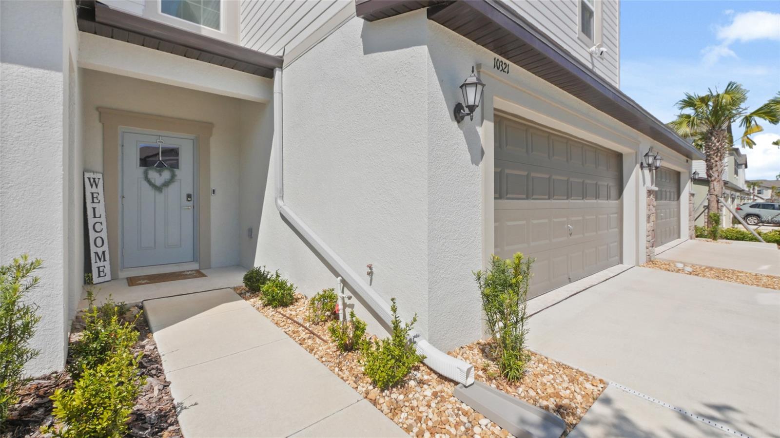 Image 3 of 38 For 10321 Honey Hammock Way