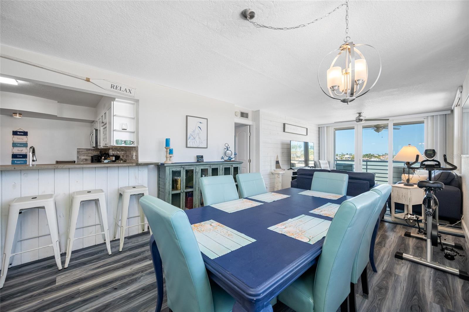 Image 13 of 42 For 5701 Bahia Del Mar Circle 408