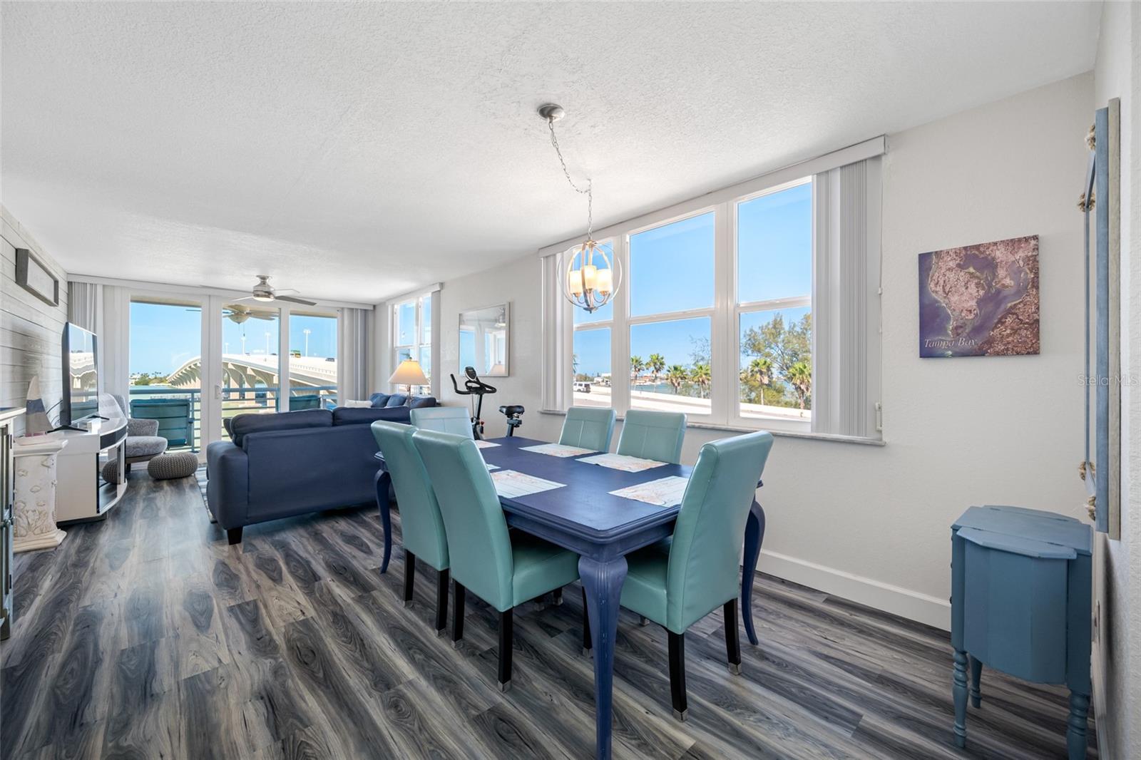 Image 14 of 42 For 5701 Bahia Del Mar Circle 408