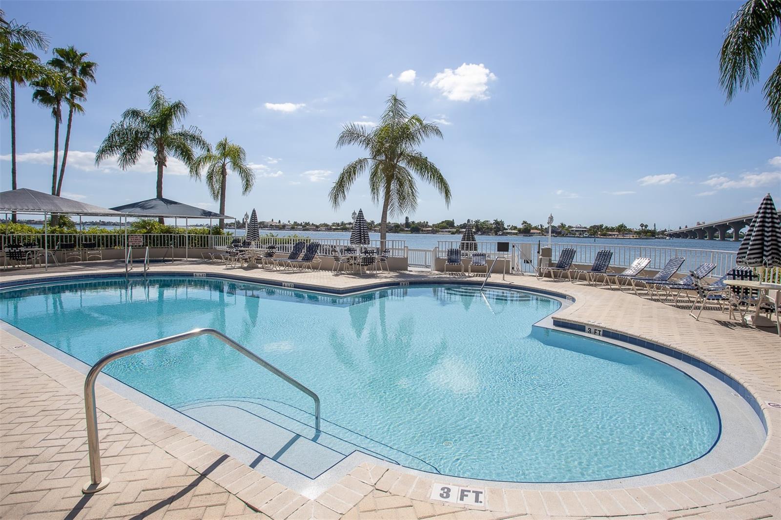 Image 35 of 42 For 5701 Bahia Del Mar Circle 408