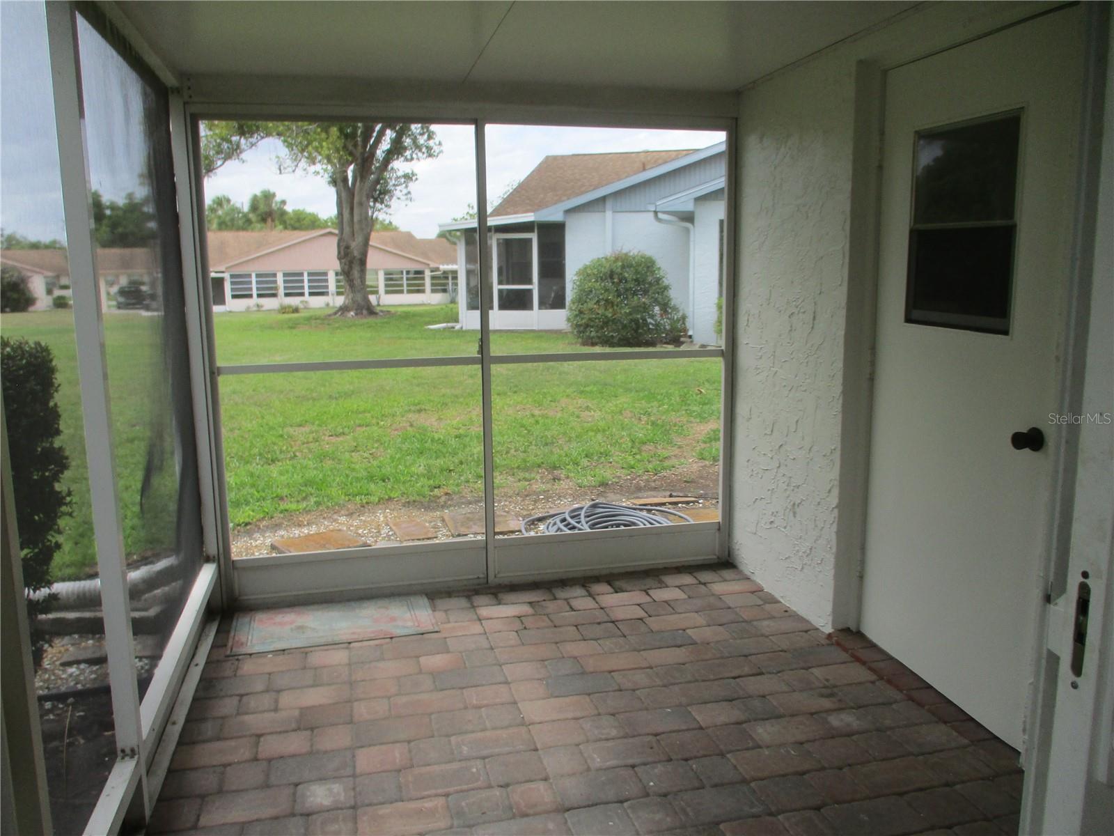 Image 17 of 19 For 511 Finsbury Circle B