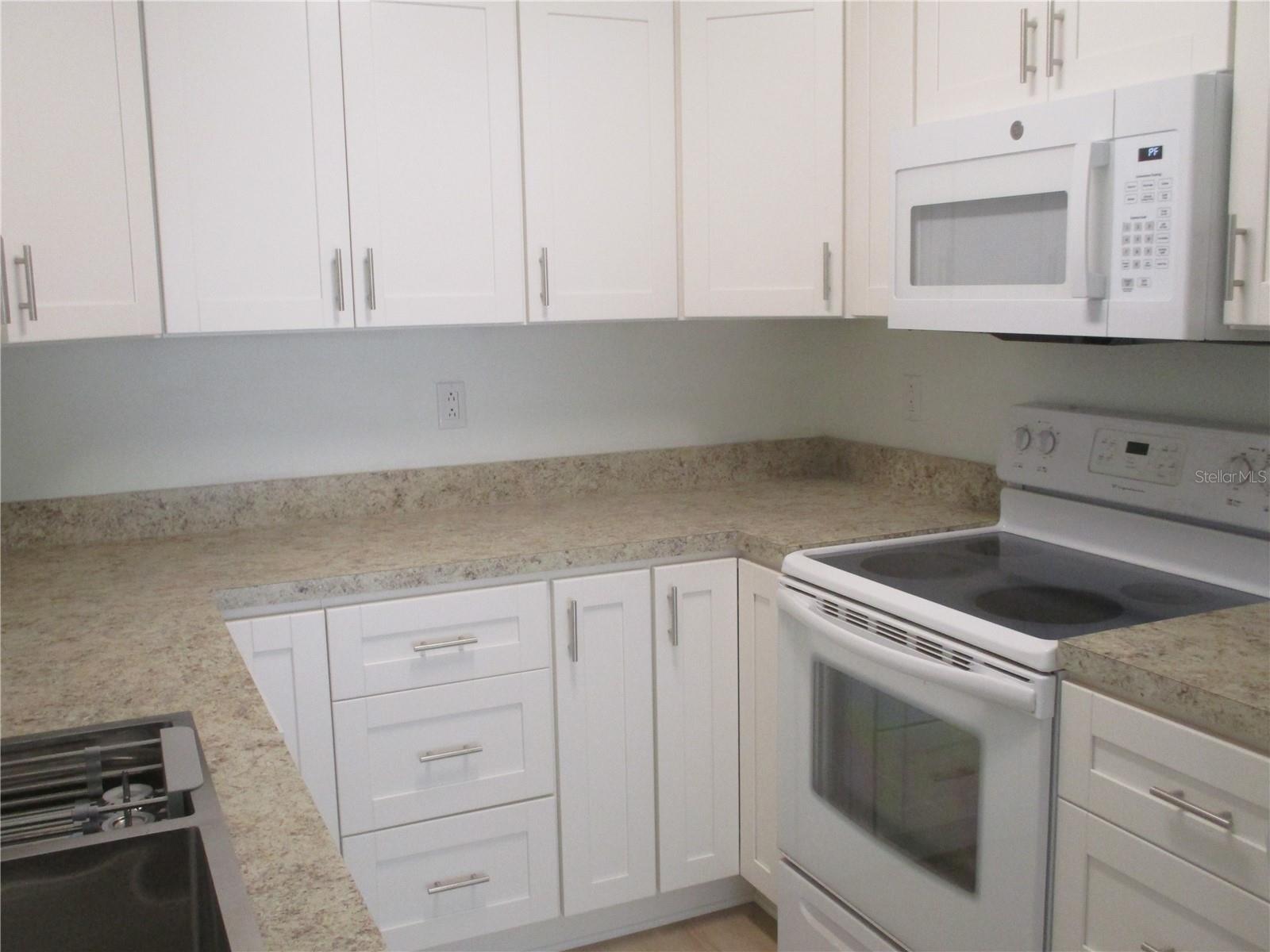 Image 7 of 19 For 511 Finsbury Circle B