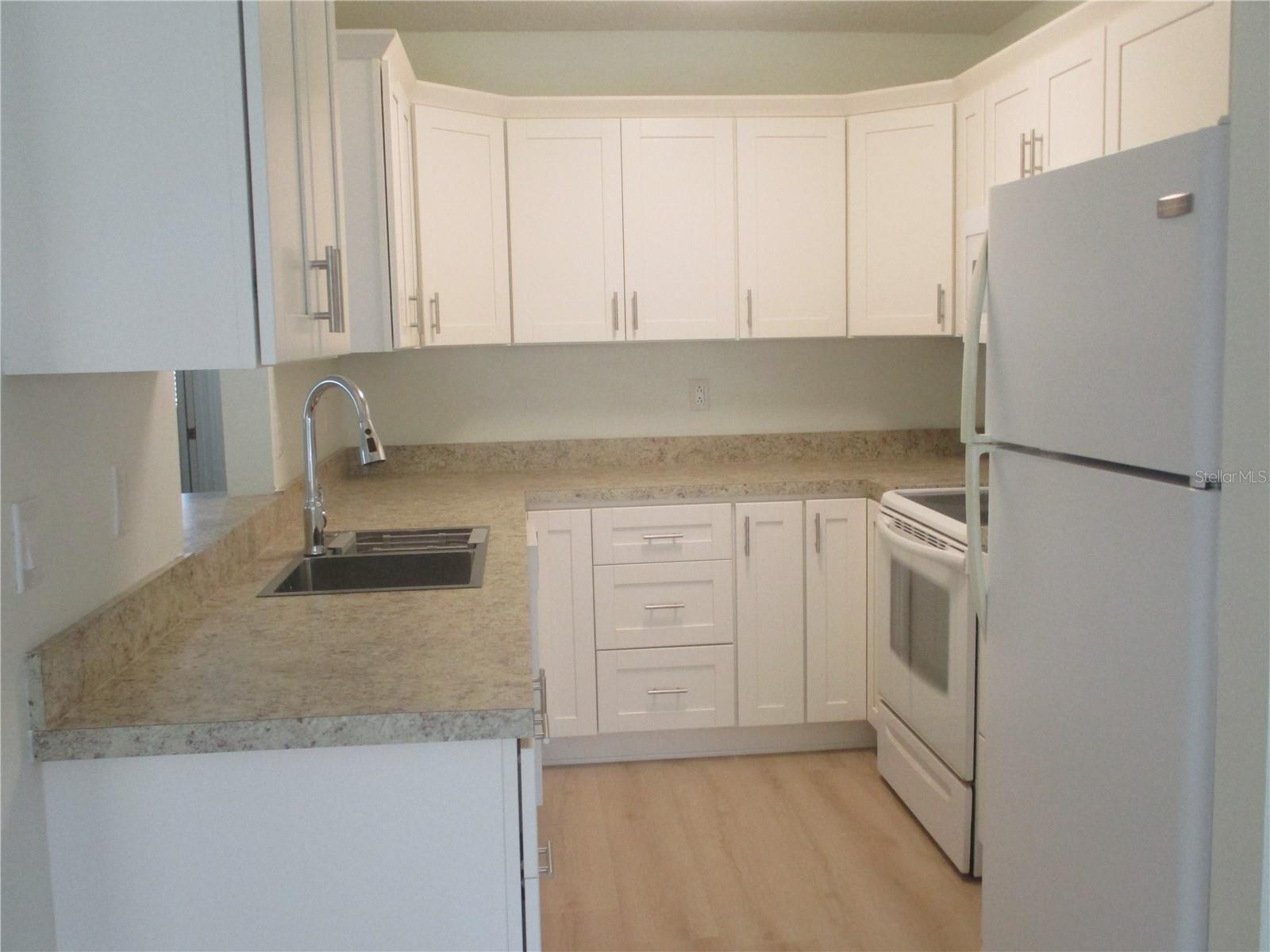 Image 9 of 19 For 511 Finsbury Circle B