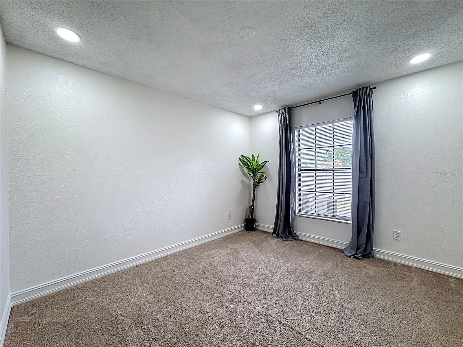 Image 15 of 26 For 21027 Voyager Boulevard 3