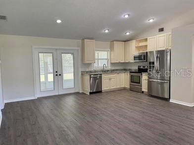 Image 4 of 43 For 40751 4th Avenue