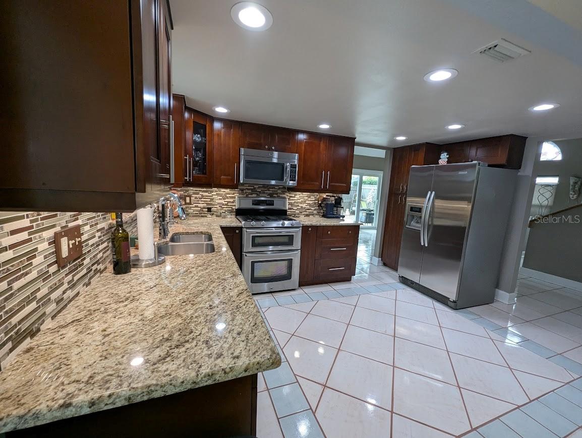 Image 14 of 62 For 12258 92nd Street