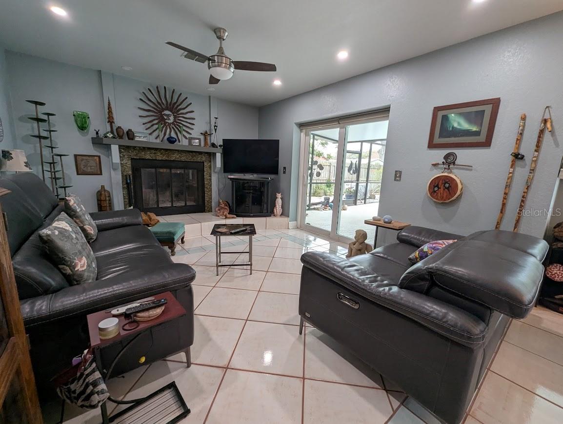 Image 16 of 62 For 12258 92nd Street