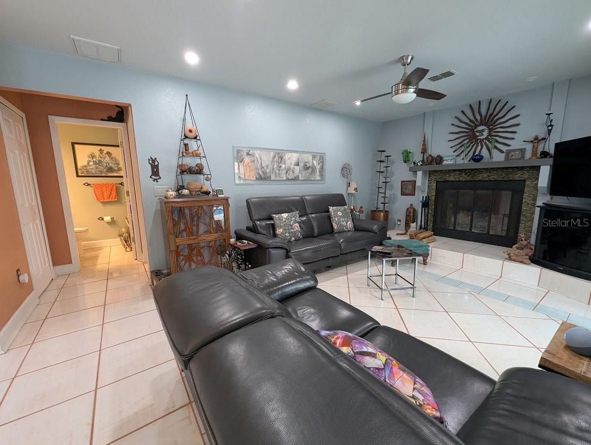 Image 19 of 62 For 12258 92nd Street