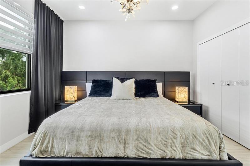 Image 17 of 30 For 7553 Gesualdo Court