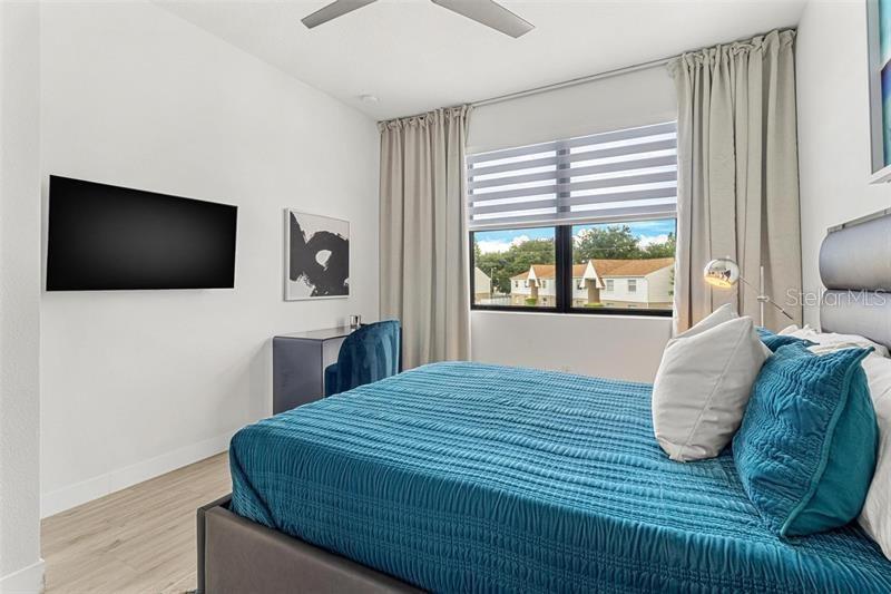 Image 25 of 30 For 7553 Gesualdo Court