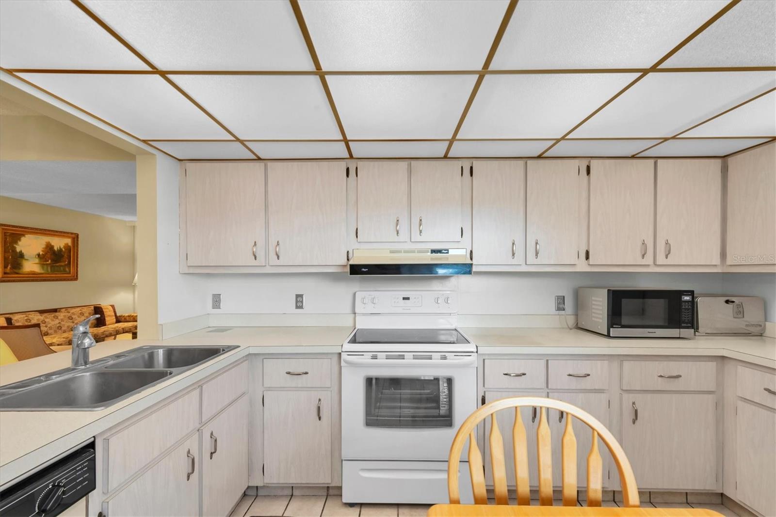 Image 12 of 46 For 12300 Vonn Road 4101