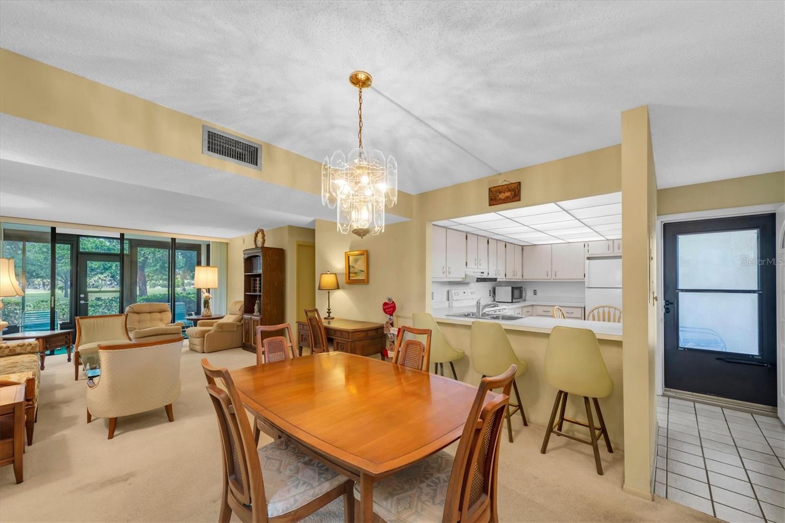 Image 17 of 46 For 12300 Vonn Road 4101