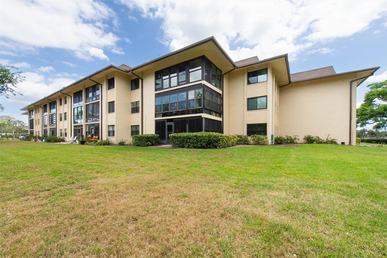 Image 41 of 46 For 12300 Vonn Road 4101