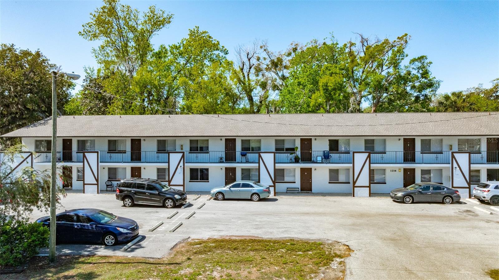 Image 2 of 11 For 1216 Kennedy Road