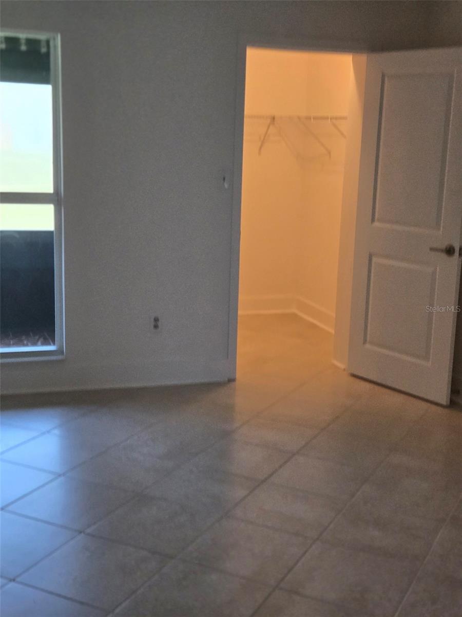 Image 6 of 9 For 4937 Marine Parkway 106