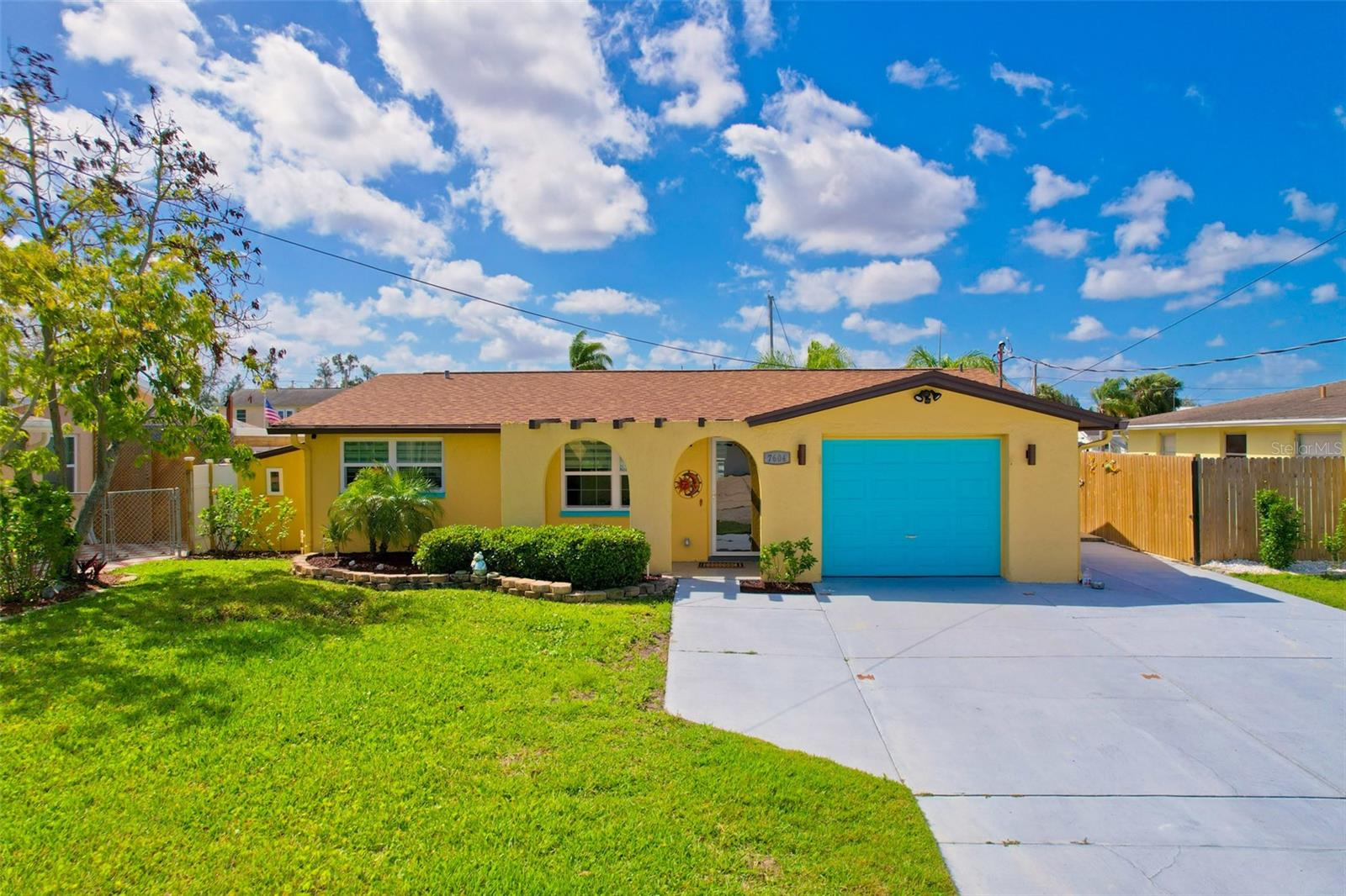 Details for 7604 Hatteras Drive, HUDSON, FL 34667